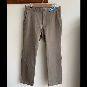 33 by 32 banana republic pants all dry cleaned in beautiful condition!